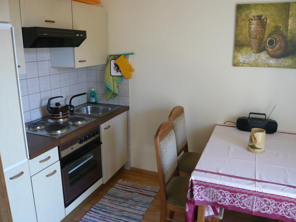 Appartementhaus Karawankenpromenade Velden am Wörthersee Habitación foto