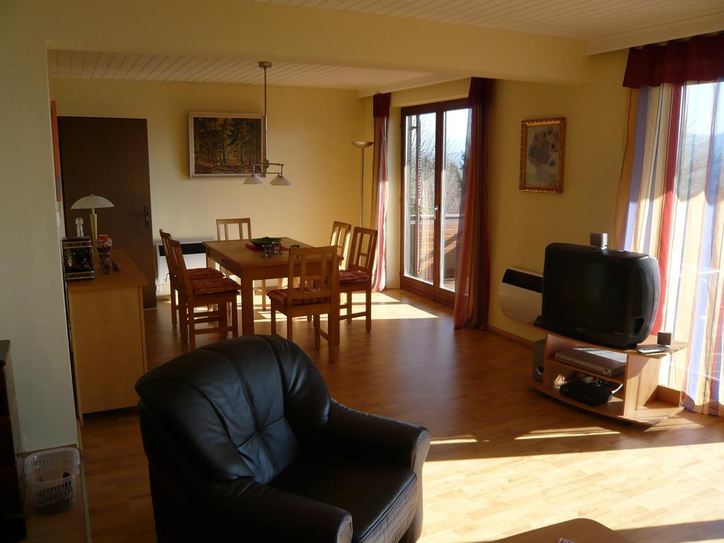 Appartementhaus Karawankenpromenade Velden am Wörthersee Habitación foto